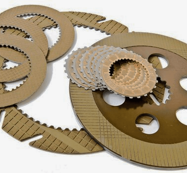 <h2>Диски фрикционные</h2>
<p><strong>Завод активно совершенствует фрикционные диски, освоив производство изделий с